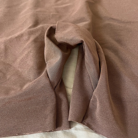 -Skims Sheer Sculpt Low Back Shorts - Picture 11 of 12